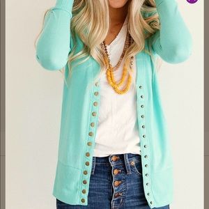 Turquoise V Cardigan with brass snap button closure size 3x plus size for women